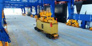 7 Supply Chain Trends Manufacturers Should Watch in 2025