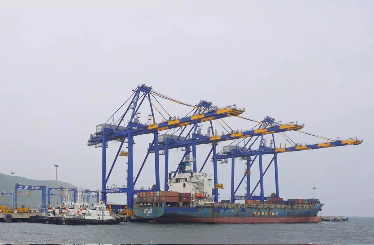 Adani Port Sets New Record