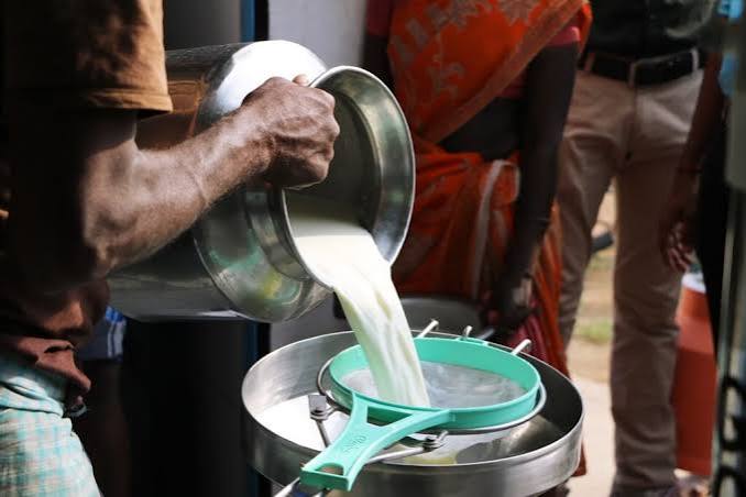 Maharashtra FDA Finds Adulterated Milk Supply Chain Linked to Sonai Dairy
